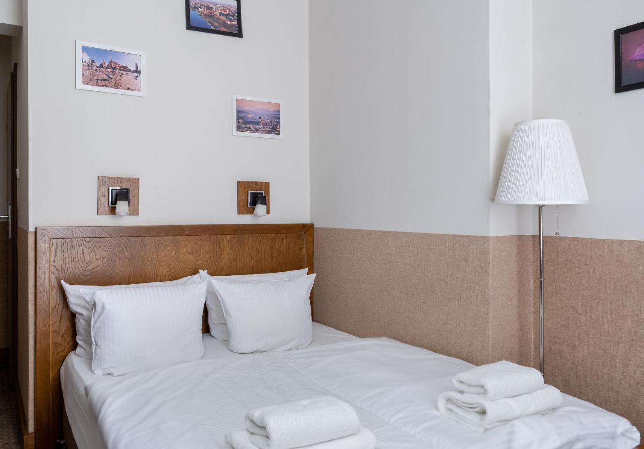 Daniel Griffin By Artery Apartahotel Cracovia